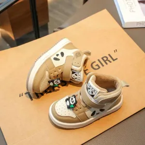أحذية أطفال خريفية وشتوية للثلج ، أحذية رياضية . Autumn and winter children's snow boots, children's
