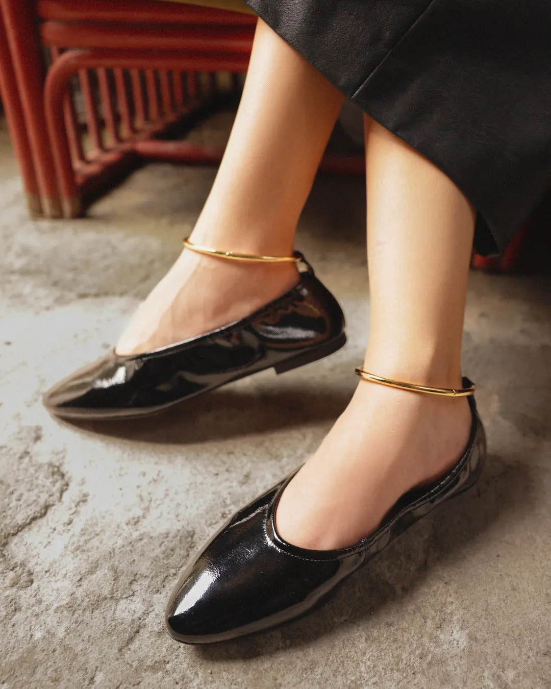 Tippymb Black Leather